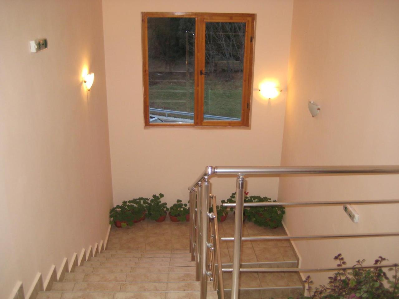 Hotel Restaurant Popini Laki Yagodina Εξωτερικό φωτογραφία